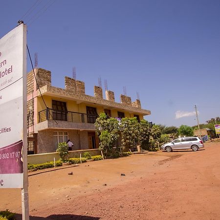 Northern Galaxy Hotel Isiolo Exteriér fotografie